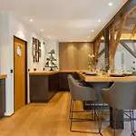 Buwesch 13 * Nusttal