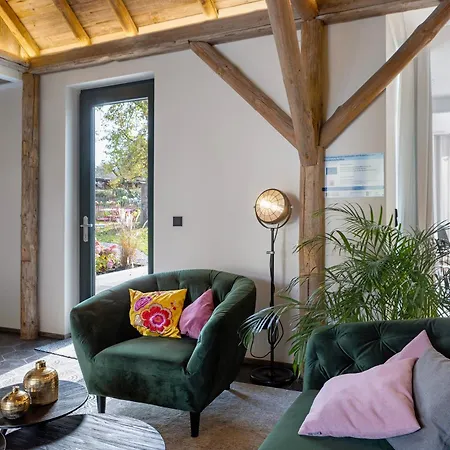 Buwesch 13 * Nusttal